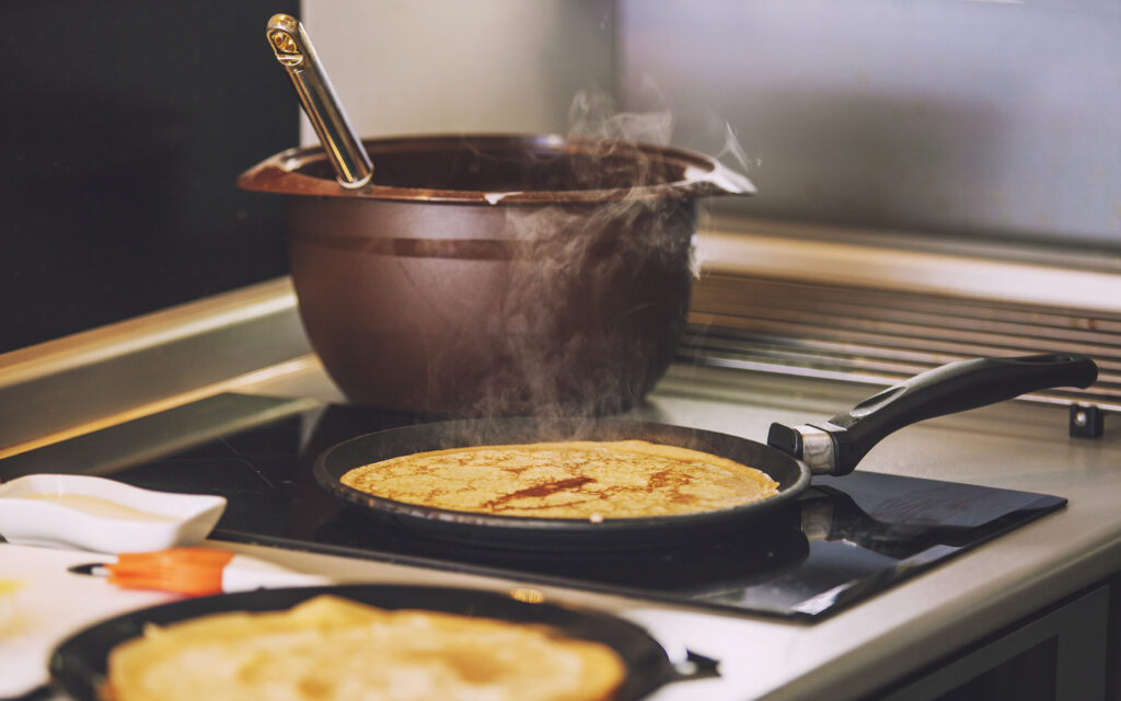 Can you set a hot pan on granite?